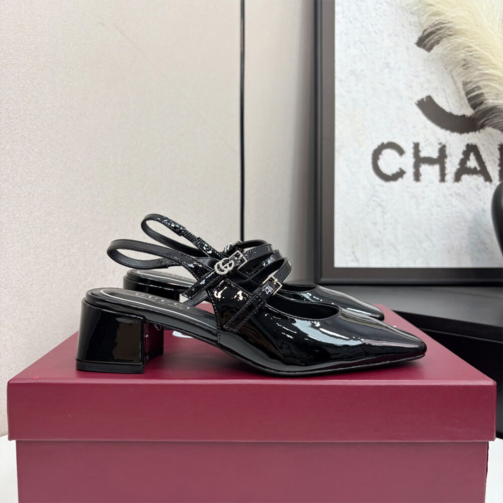 Gucci Women s pump with Double G